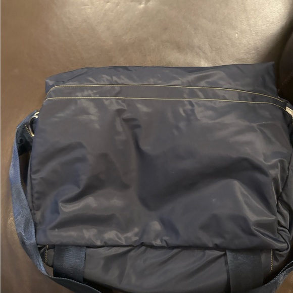 Marc Jacobs Vintage Navy Blue Messenger Bag - Picture 7 of 7